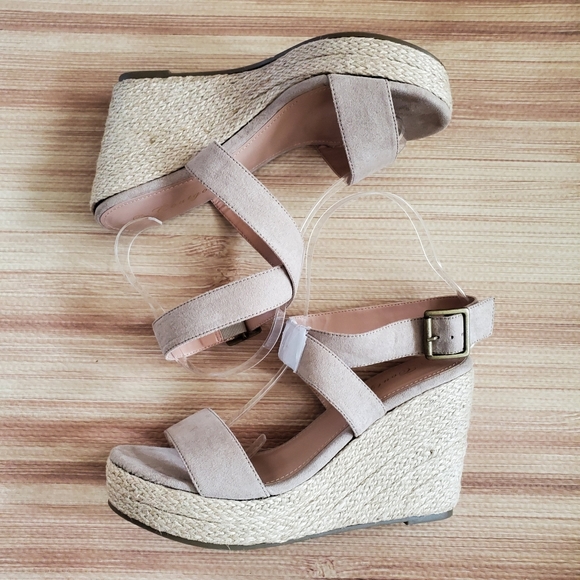 NWOB Coutgo Espadrille Wedge Platform Sandals - Picture 4 of 11